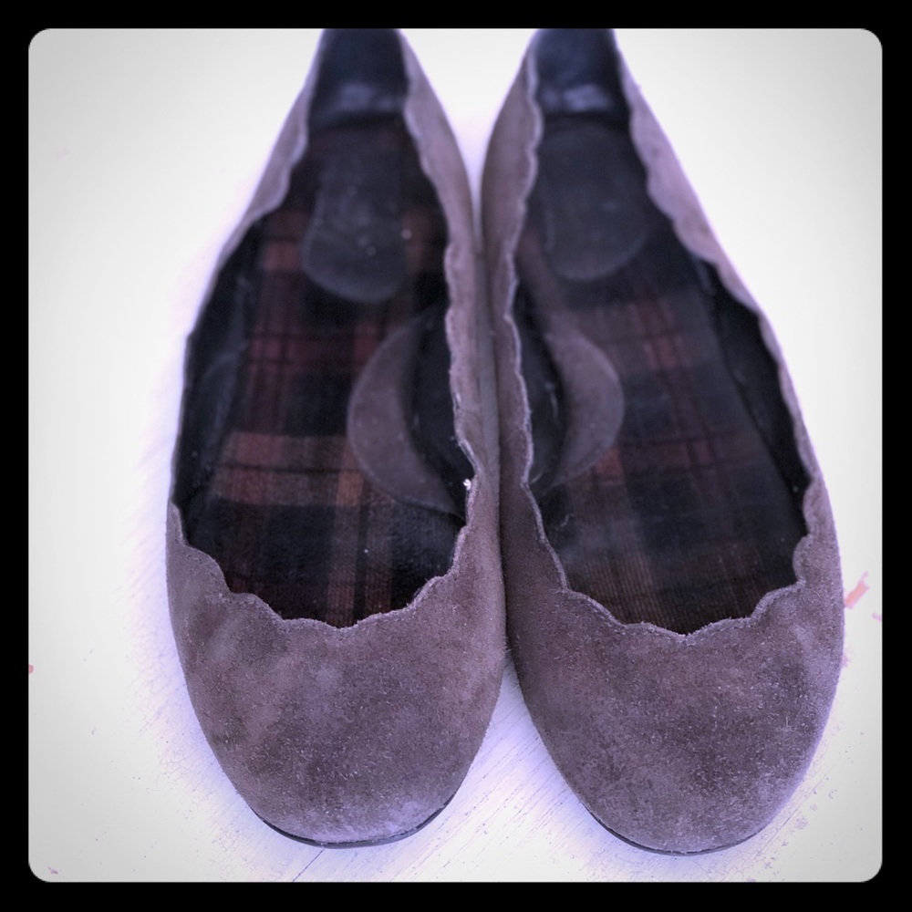 Born Allie suede flats